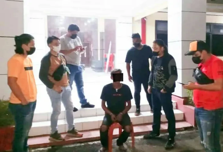 Setubuhi Anak di Bawah...