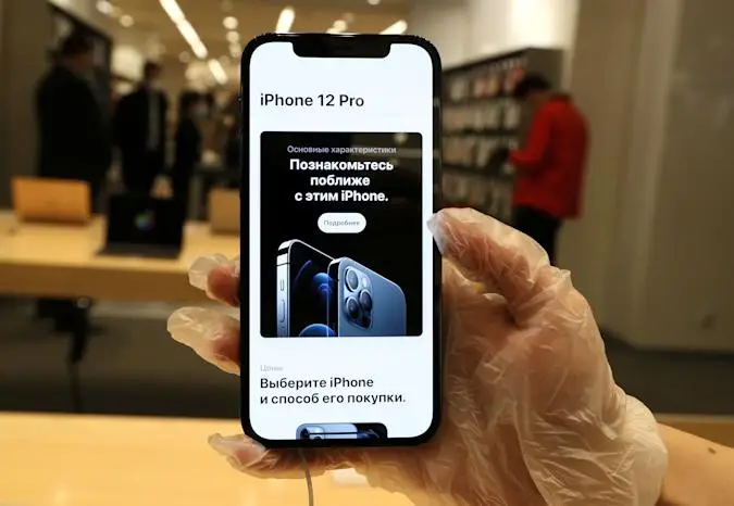 Apple Total Boikot Rusia,...