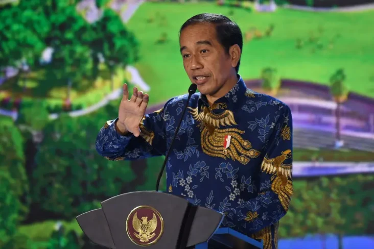 Jokowi Ingin Nonton...