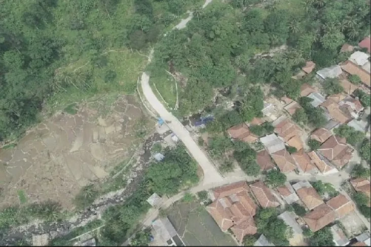 Pembangunan Jembatan...