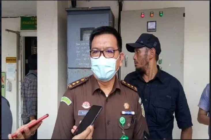 Korupsi Rp13 Miliar,...