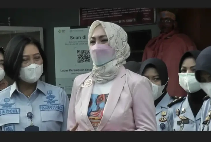 Angelina Sondakh Dapat...
