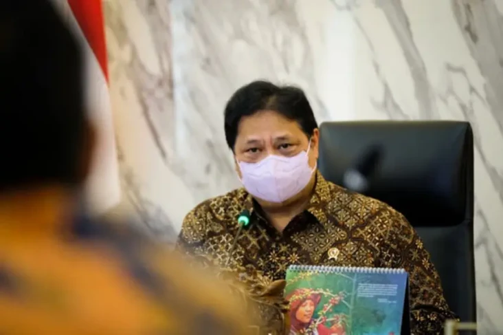 Selain Airlangga dan...