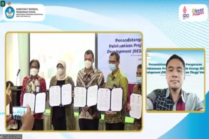 Kemendikbudristek Gandeng...