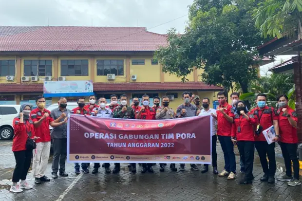 Rapat Bersama Tim PORA,...