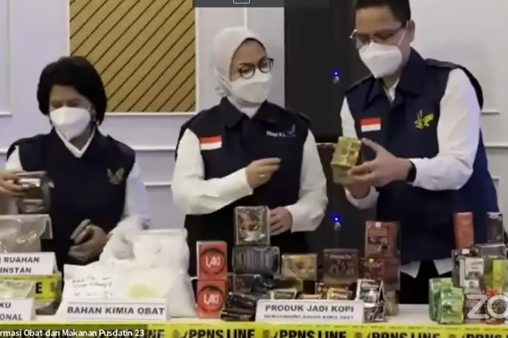 Banyak Dijual Bebas,...