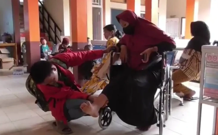 Ibu Hamil Korban Gempa...
