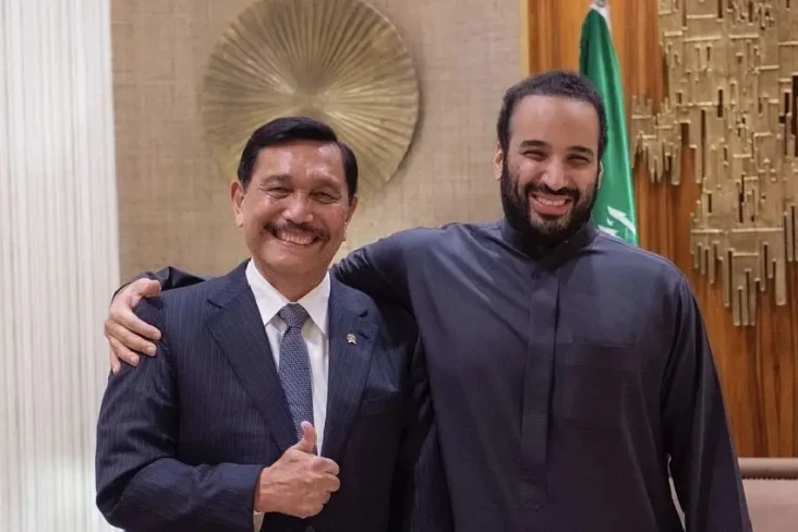 Bahas Investasi Ibu...