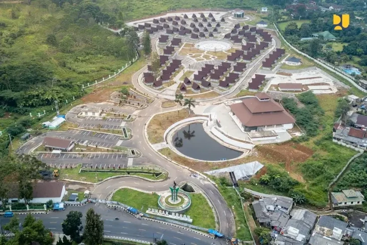 Puncak Sekarang Punya...