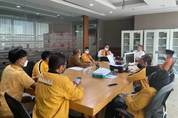 Amsal Sampetondok Selangkah...