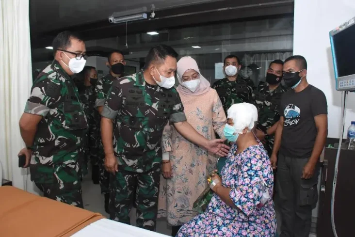 Dikunjungi Jenderal...