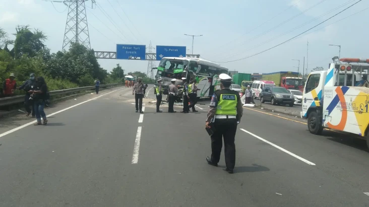 Fakta-fakta Kecelakaan...