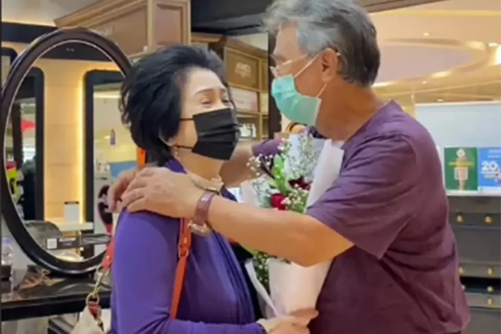Viral! Kakek Kasih Kejutan...