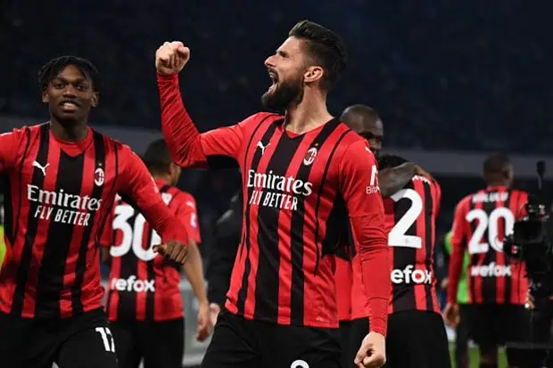 Hasil Liga Italia 2021/2022:...