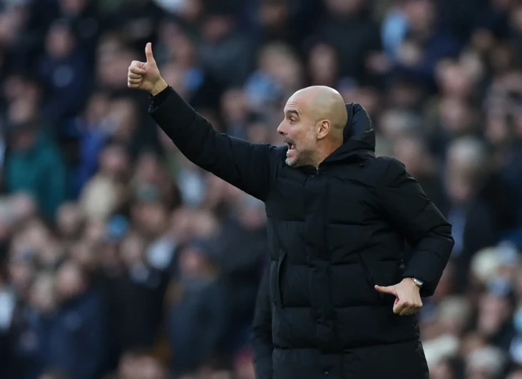 Man City Bantai MU,...
