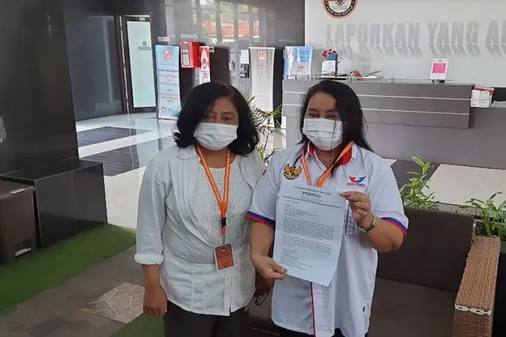 Relawan Perempuan dan...
