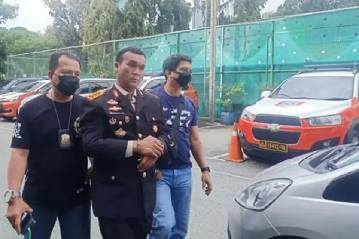 Jenderal Polisi Gadungan...