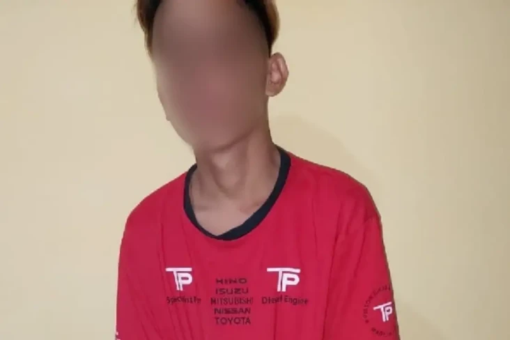 Pemuda Pembunuh Pacar...