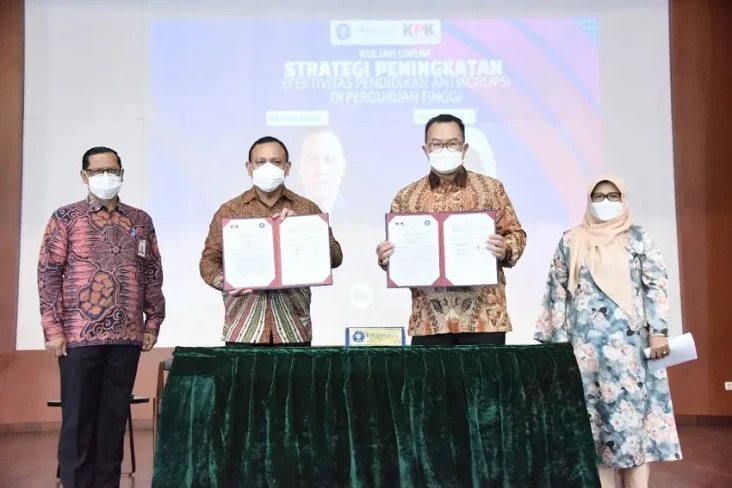 IPB University Gandeng...