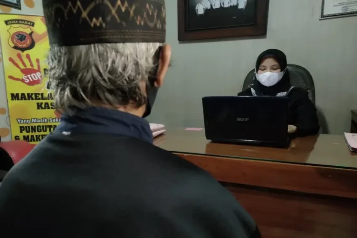 Tak Kuat Tahan Nafsu,...