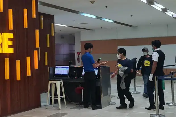 Bandara Sultan Hasanuddin...