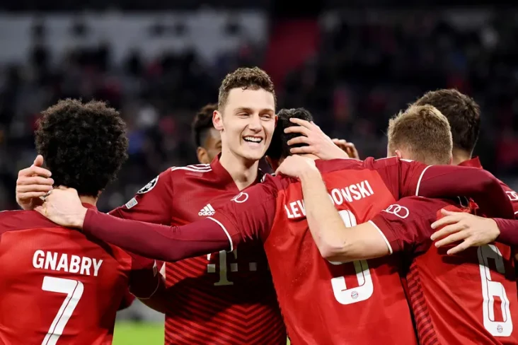 Bayern vs Salzburg:...