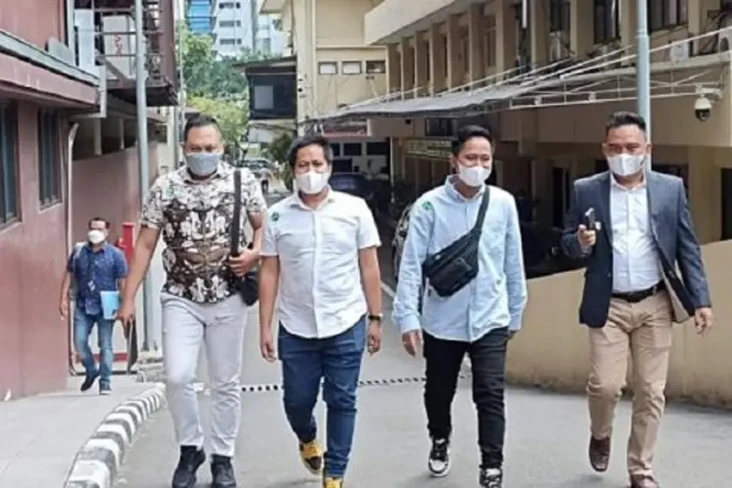 Polisi Belum Terima...