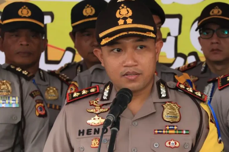 Profil AKBP Hendy F...