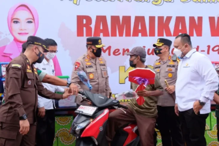 Keren, Peserta Vaksinasi...