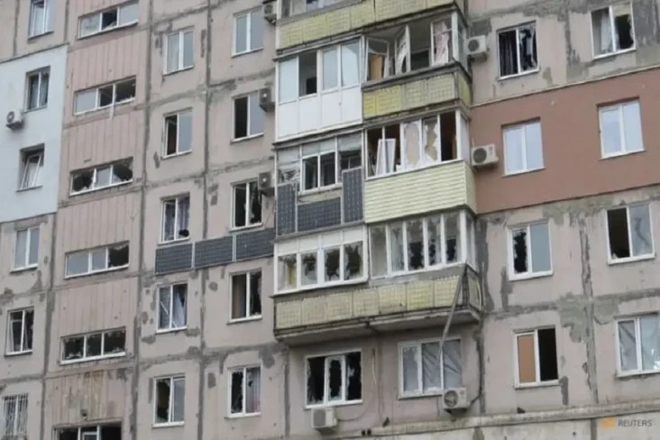 Mariupol Terkepung Tanpa...