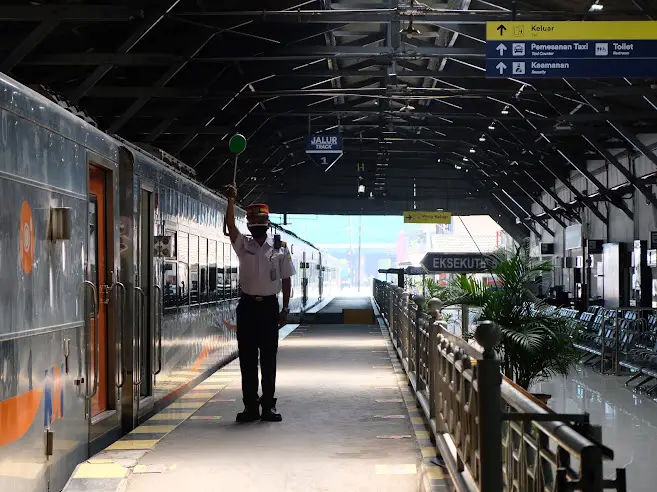Mulai Hari Ini Penumpang...
