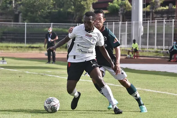 Jelang Lawan PSM Makassar,...
