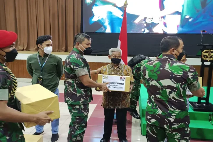 Rayakan Ulang Tahun...