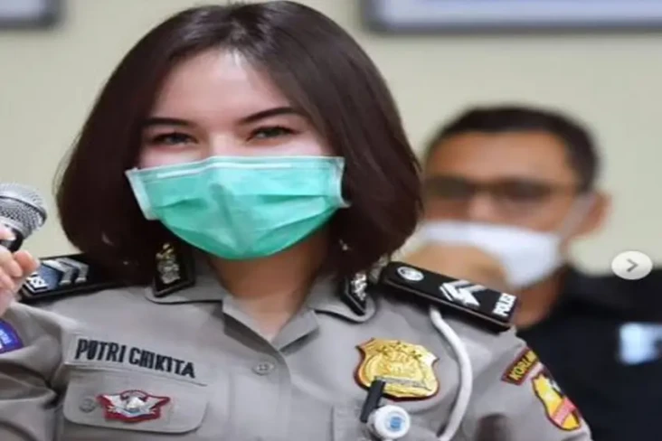 Profil Briptu Putri...