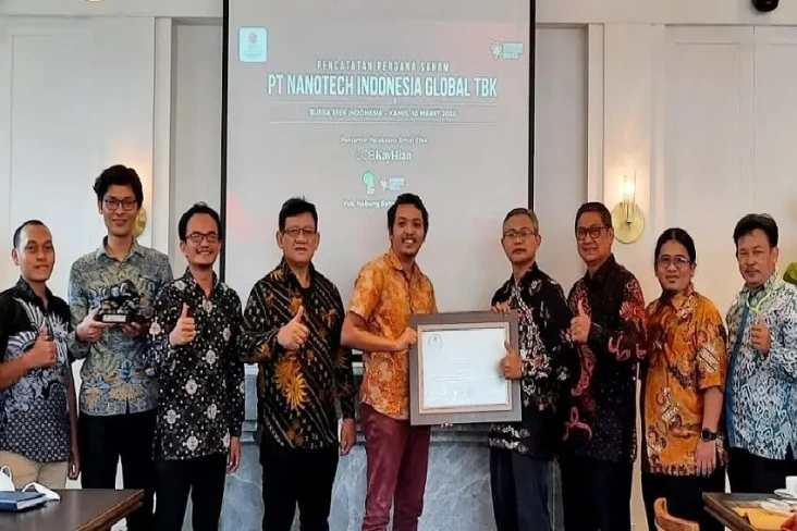 Resmi Melantai di Bursa,...