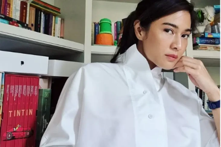 4 Artis yang Punya Mobil...