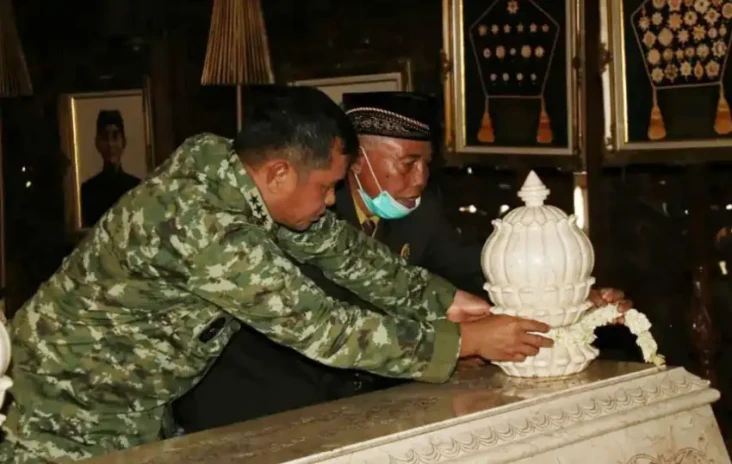 Pangkostrad Letjen TNI...