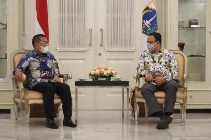 Silaturahmi dengan Anies,...