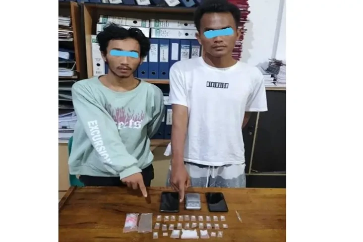 Asyik Bungkus 27 Paket...