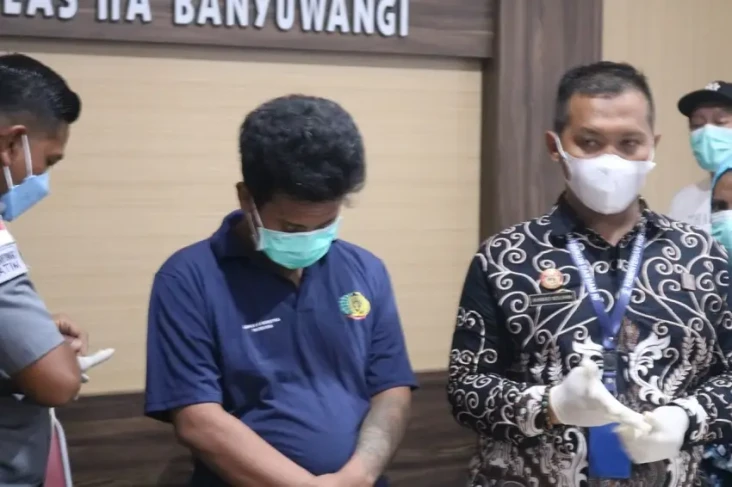 Petugas Gagalkan Penyelundupan...