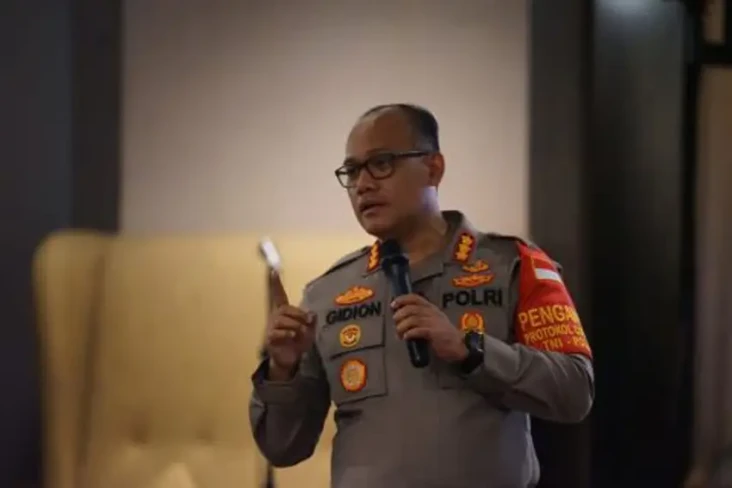 Kapolres Bekasi Tantang...
