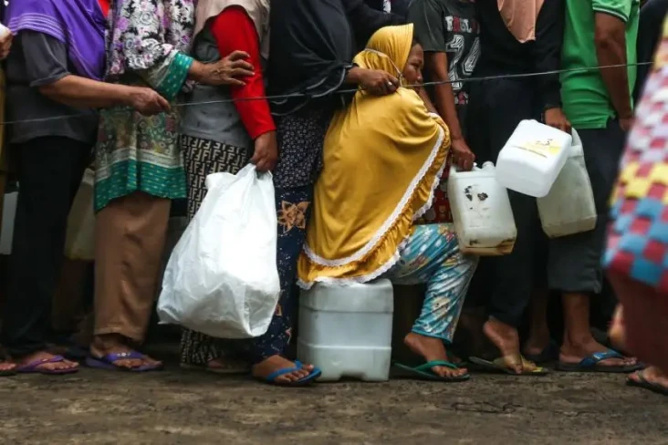 Riset: Masyarakat Rugi...