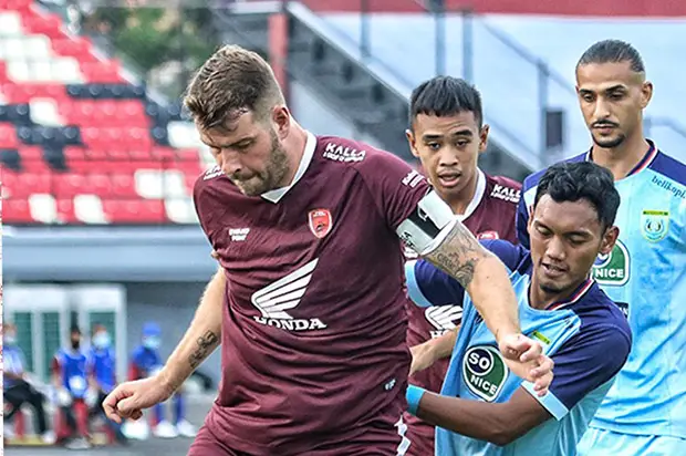 Hasil PSM Makassar vs...