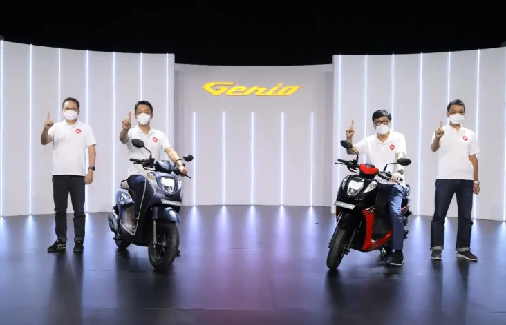 Lawan Yamaha Fazzio,...