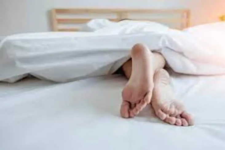 5 Manfaat Tidur Sambil...