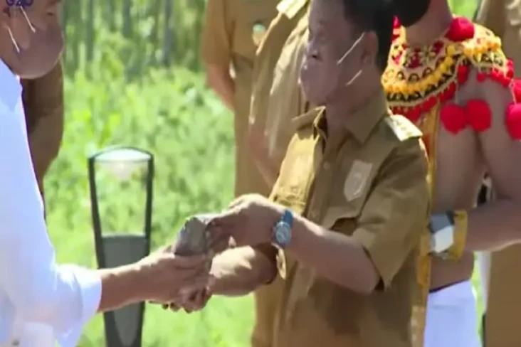 Penampakan Gubernur...
