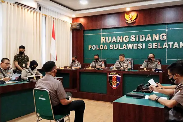 Komisi III DPR Dukung...