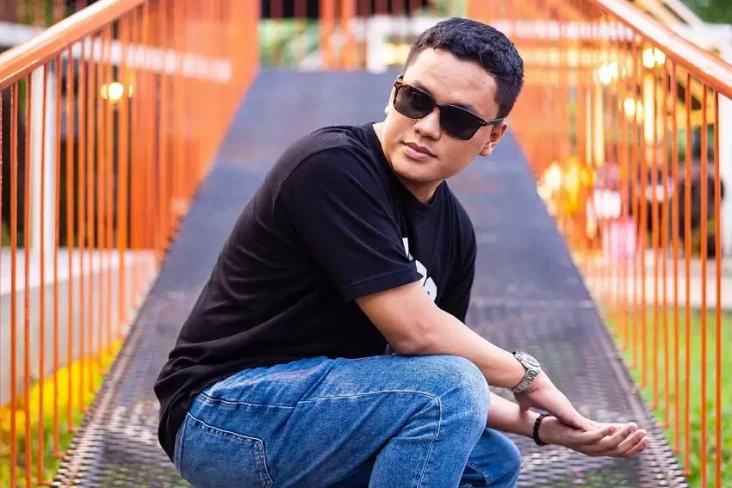 Arief Muhammad Tolak...