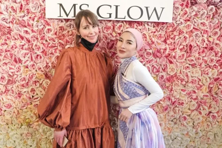 MS Glow Minta Maaf Usai...