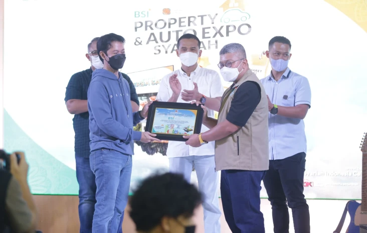 Property and Auto Expo...